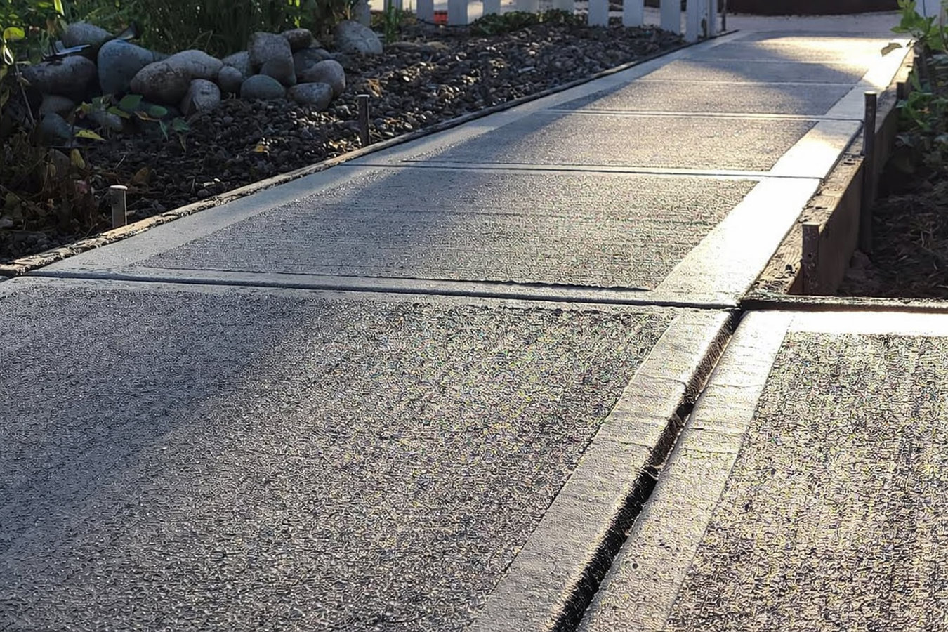 Concrete sidewalk building in San Luis, AZ